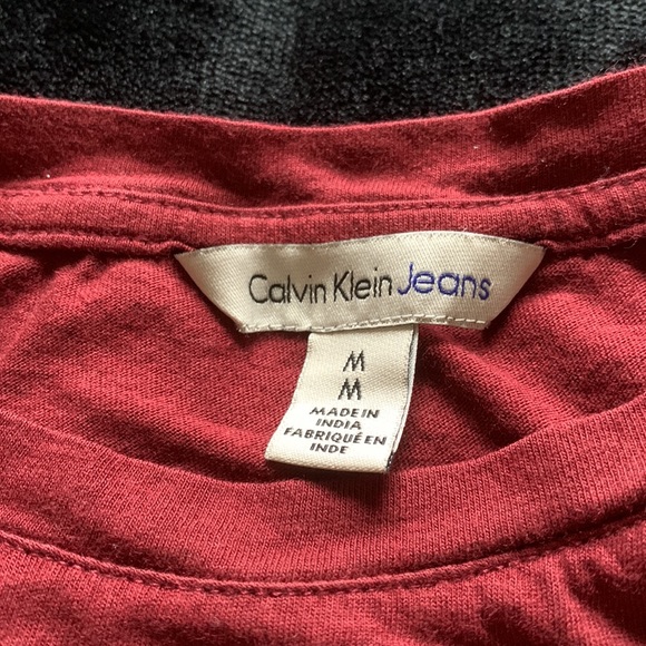 Like new Calvin Klein red crop top woman’s M/M - Picture 4 of 4